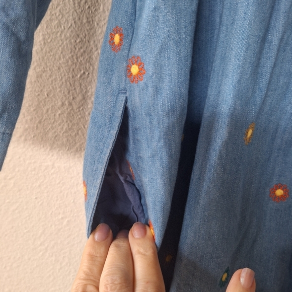 Hanna Andersson Girls Ruffle Embroidered Long Sleeve Chambray Dress Size 5 - Picture 5 of 7